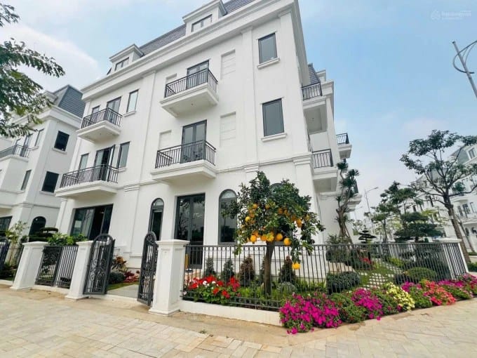 Tiến độ đến tháng 6/2024 Solasta Mansion