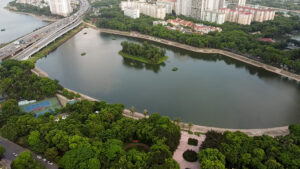 công viên hồ linh đàm
