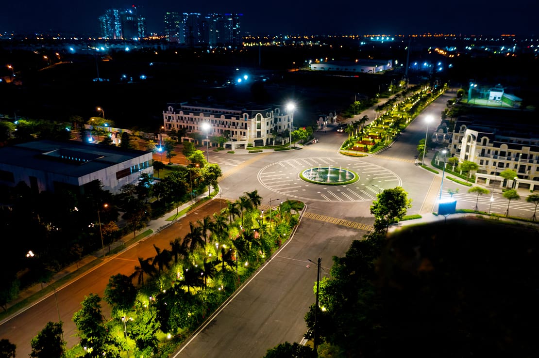Thấp tầng đại lộ Ánh Trăng