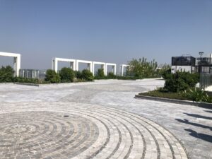 sân trên mái của hinode city