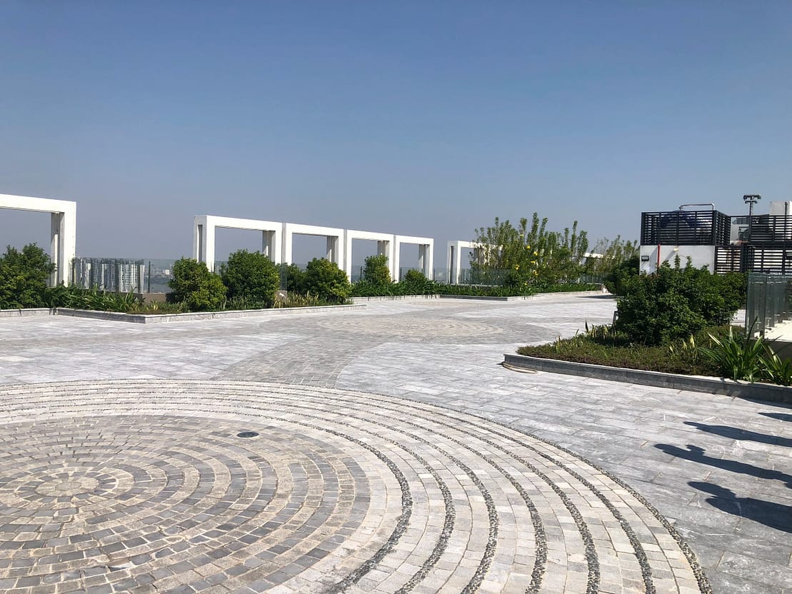 sân trên mái của hinode city