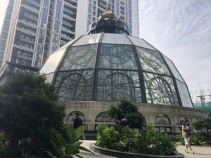 lâu đài thủy kính của hinode city