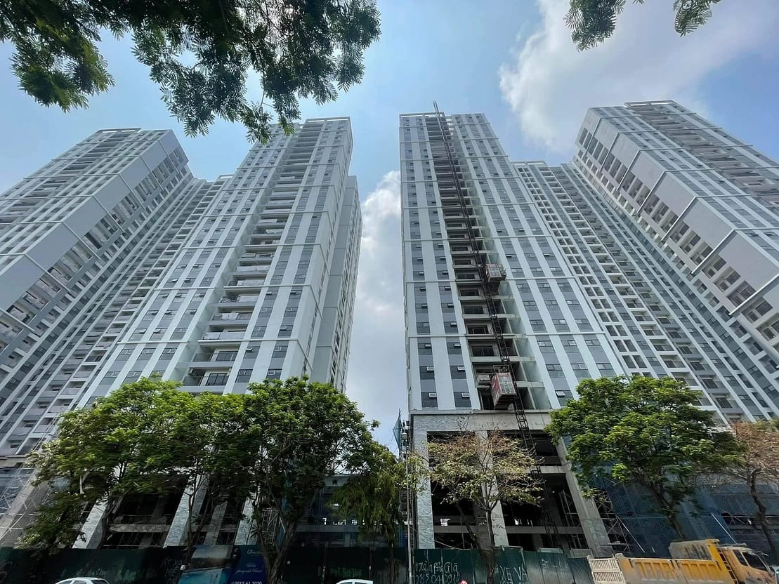 Phương Đông Green Park với 2 tòa chia làm 4 Block