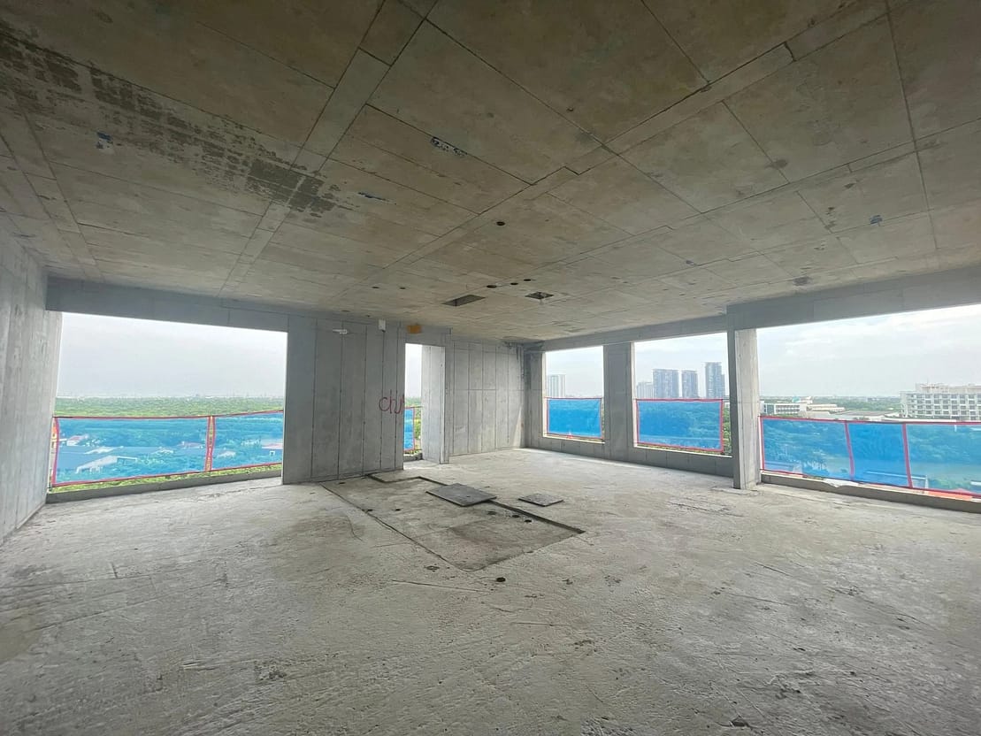 Lòng nhà rộng thoáng, đúc với bê tông nguyên khối 